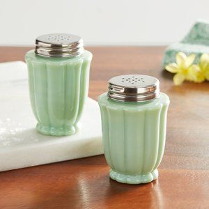The Pioneer Woman Jade Salt & Pepper Shaker